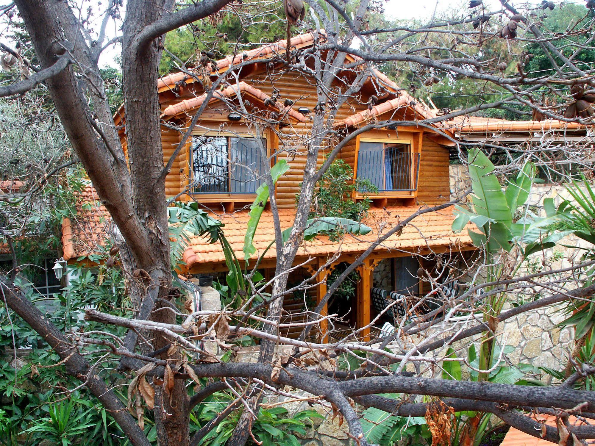 Ohn-Bar Guesthouse Amirim Exterior photo